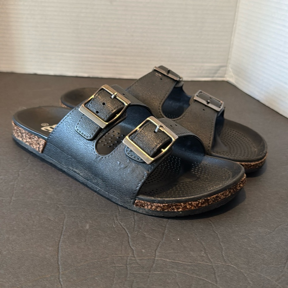 Men OT Revolution Sandals Sz 10